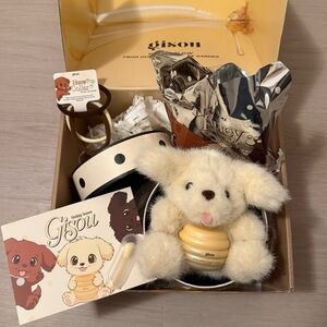 Gisou Plush Puppy Gift Set in Cream & Black